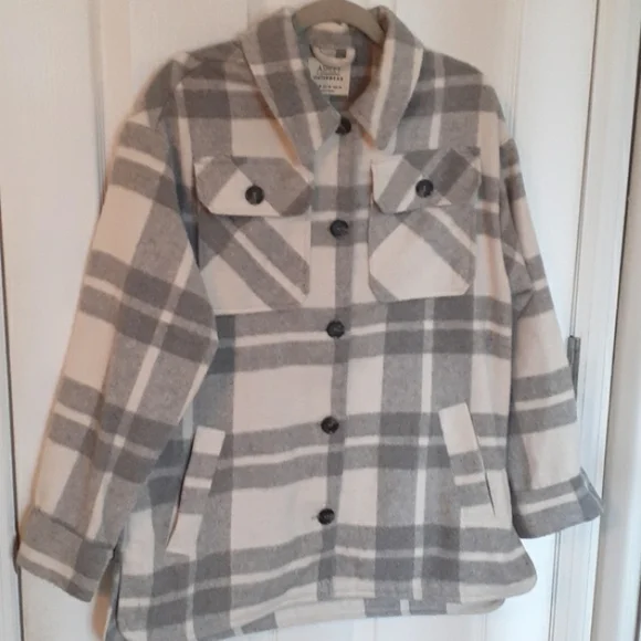 Ashley by 26 International Alternative Wool Blend Sz M Grey and White Shacket - Picture 1 of 8